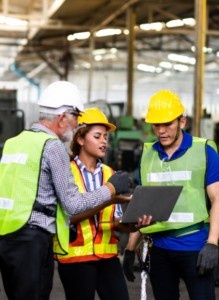 Grow & manage your manufacturing operations with Salesforce solutions